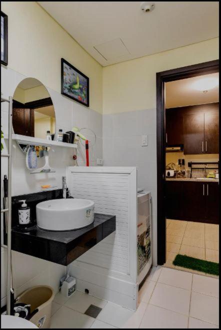 A Refreshing Condo Unit Near Bgc, Ortigas & Makati With Netflix And Wifi Manila Bagian luar foto