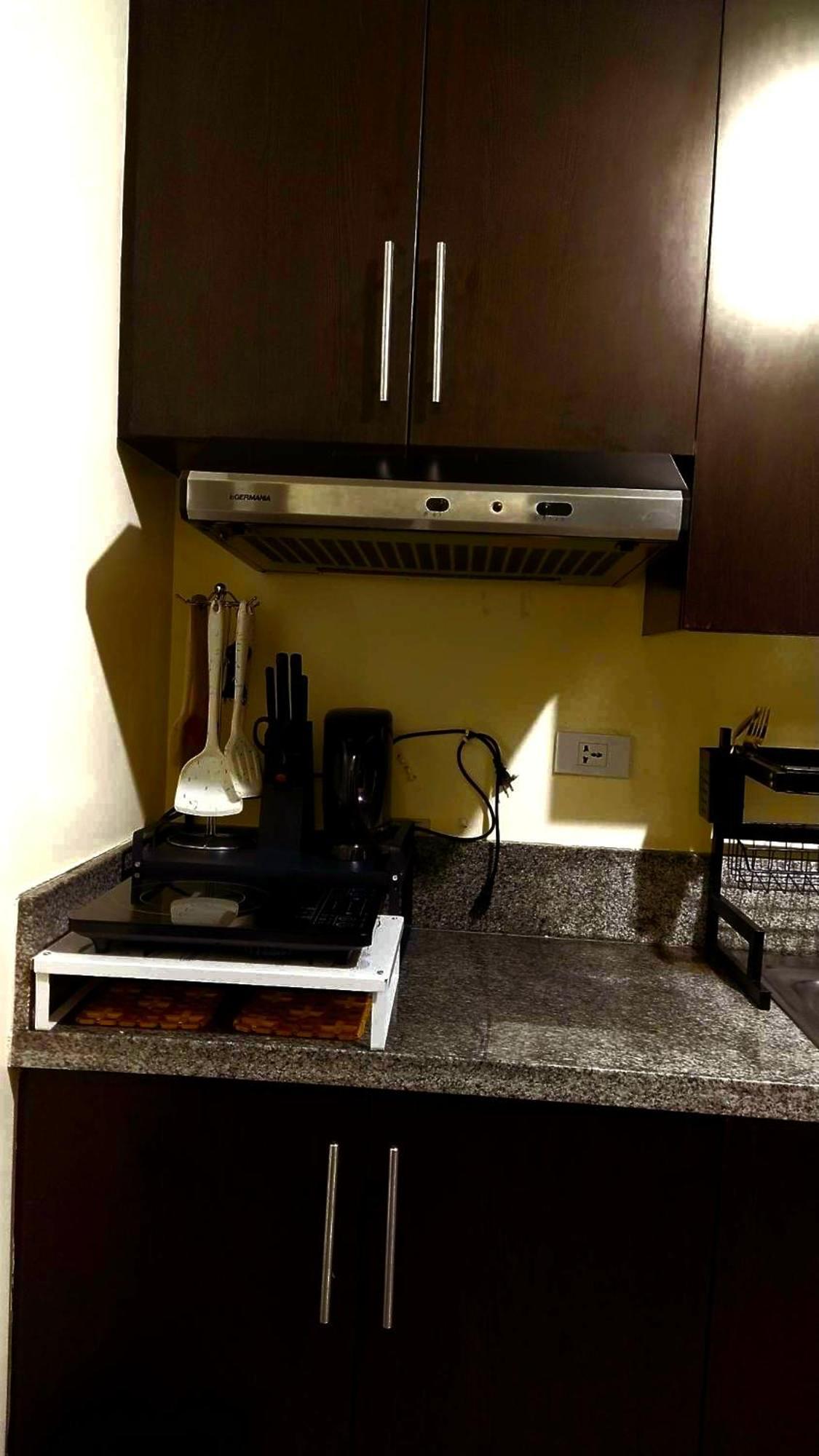 A Refreshing Condo Unit Near Bgc, Ortigas & Makati With Netflix And Wifi Manila Bagian luar foto